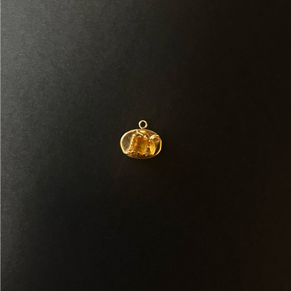 Vintage 14k gold Charm
